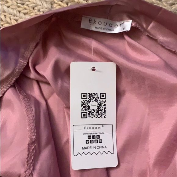 Silk Robe - Picture 2 of 2